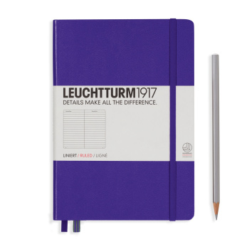 Записная книжка блокнот Leuchtturm A5 (145 x 210 мм) в линию, сиреневая